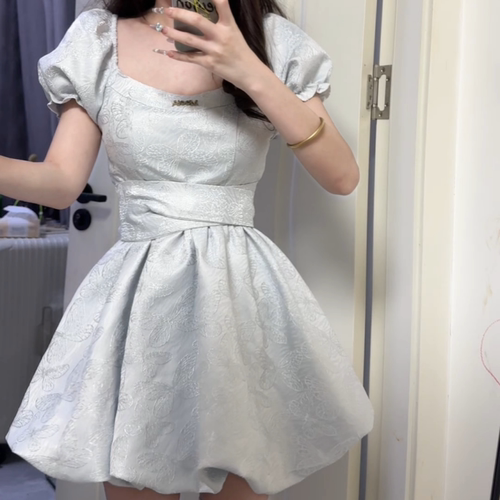 法式初恋蓝色提花方领连衣裙