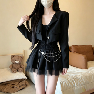 IQCQ纯欲辣妹秋季小香风显瘦时尚短外套高腰抹胸内搭半身短裙套装