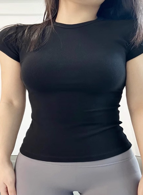 美式辣妹短袖t恤女夏季2024新款黑色圆领紧身显身材纯欲正肩上衣