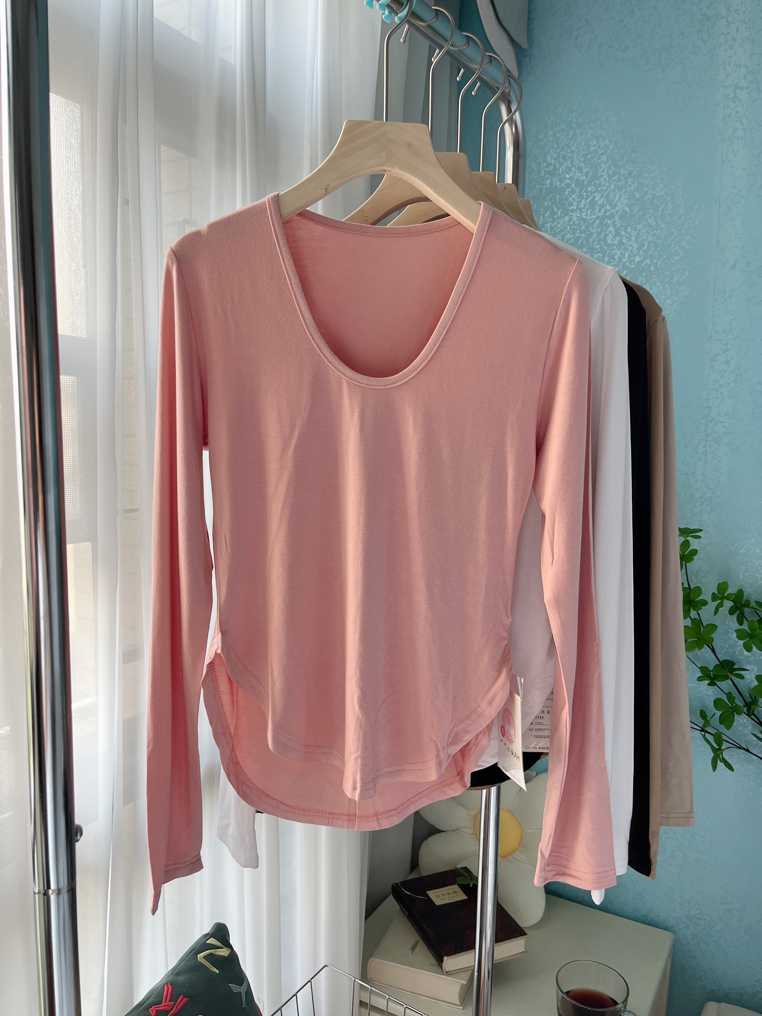 弧形下摆高腰显瘦紧身辣妹上衣