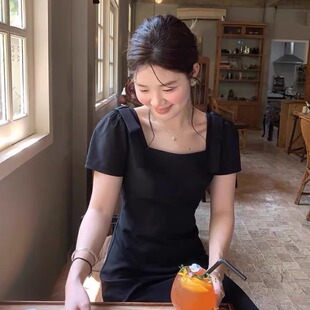 大码法式短袖方领连衣裙女夏季蝴蝶结小黑裙胖MM遮肚显瘦新款裙子