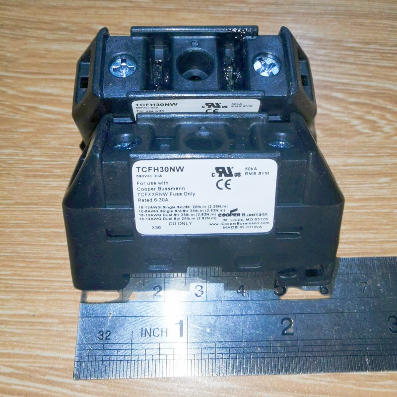 TCFH30NWBUSSMANN保险丝座