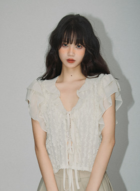 Yann M原创设计米色花边温柔氛围系带小开衫短袖雪纺花边领边上衣