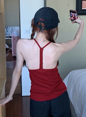 韩系红色辣妹吊带背心女夏季新款设计感性感露背v领修身收腰上衣