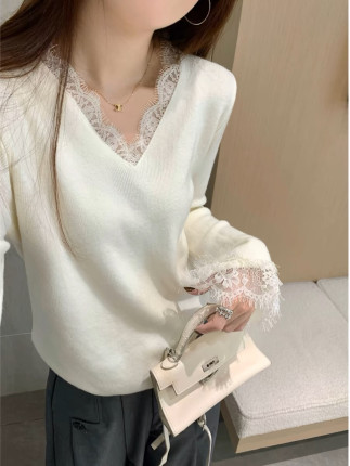 绝美法式气质蕾丝v领打底衫女秋冬喇叭袖上衣高级感针织毛衣内搭