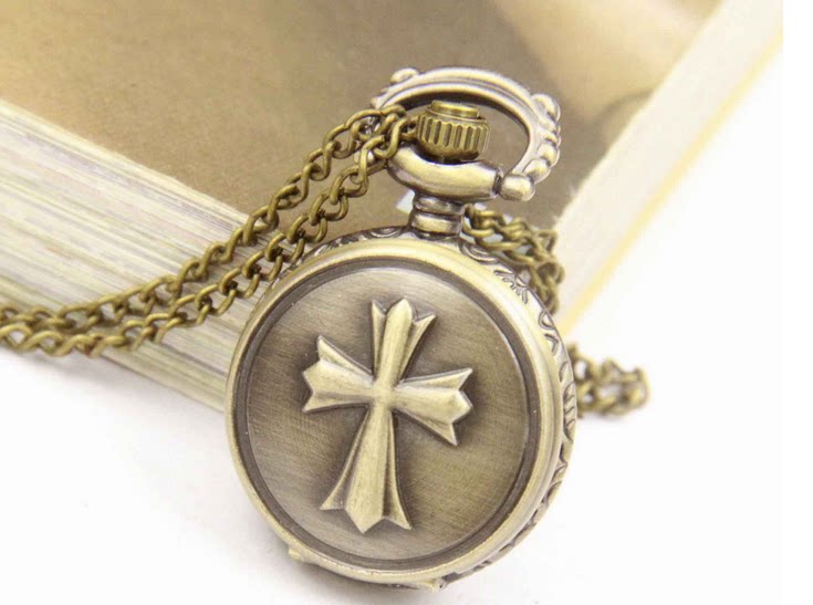 时尚复古精品纪念物十字架项链项坠吊坠礼品礼物随机图案