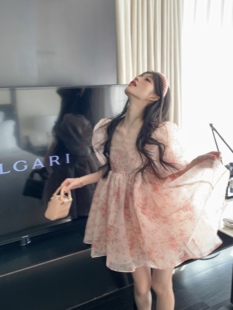 LXLILIUM 连衣裙 爱丽丝恋语 网纱仙女碎花裙女早春方领泡泡袖