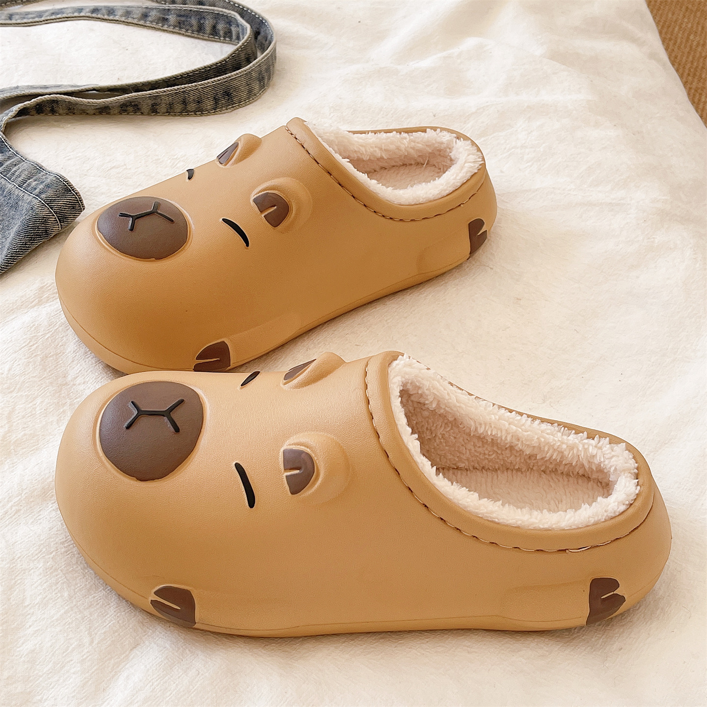 防水棉拖鞋女冬季外穿室内保暖加绒包头防滑可爱卡皮巴拉毛毛拖鞋