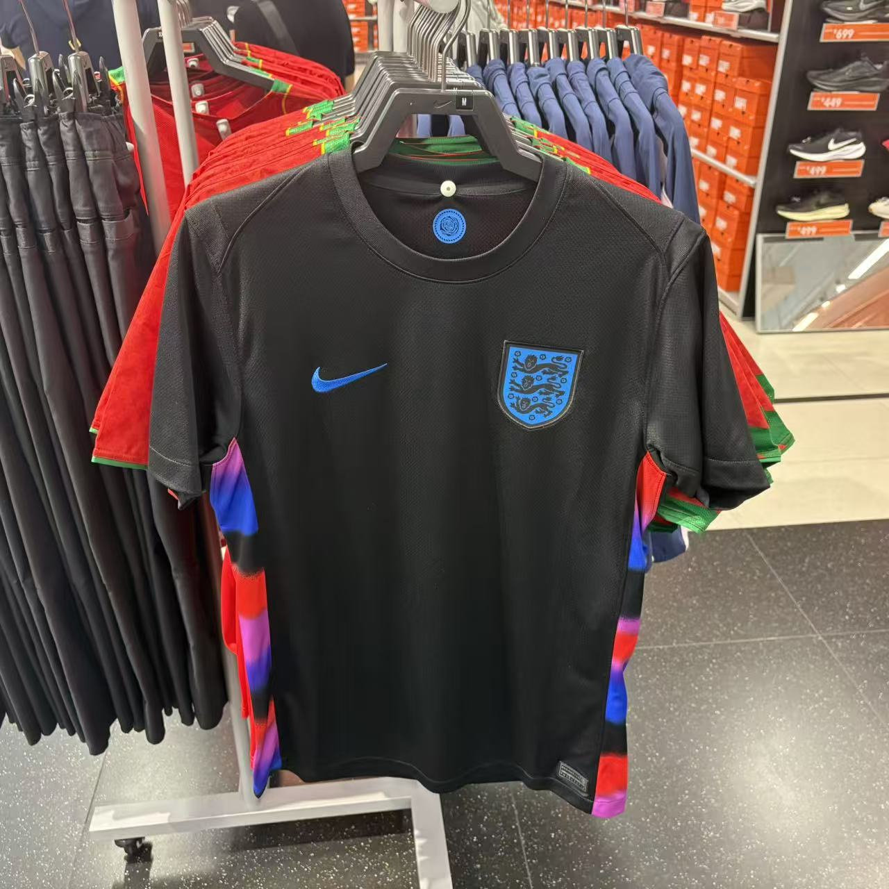 Nike/耐克 欧洲杯 英格兰客场球迷版足球比赛球衣 FZ9022-010