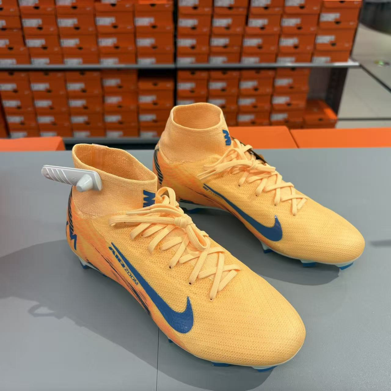 Nike/耐克 刺客16 姆巴佩高帮次高端FG长钉真草足球鞋 IM9321-801