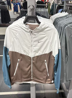 Nike/耐克 Therma-Fit 男子拒水保暖跑步运动夹克外套 HV8222-121