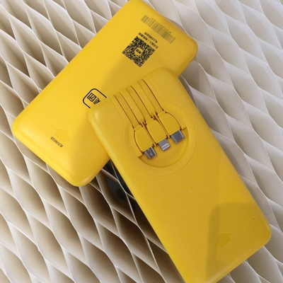 美团充电宝5000毫安自带三线TC充电口方便充电便携带超轻耐用快充