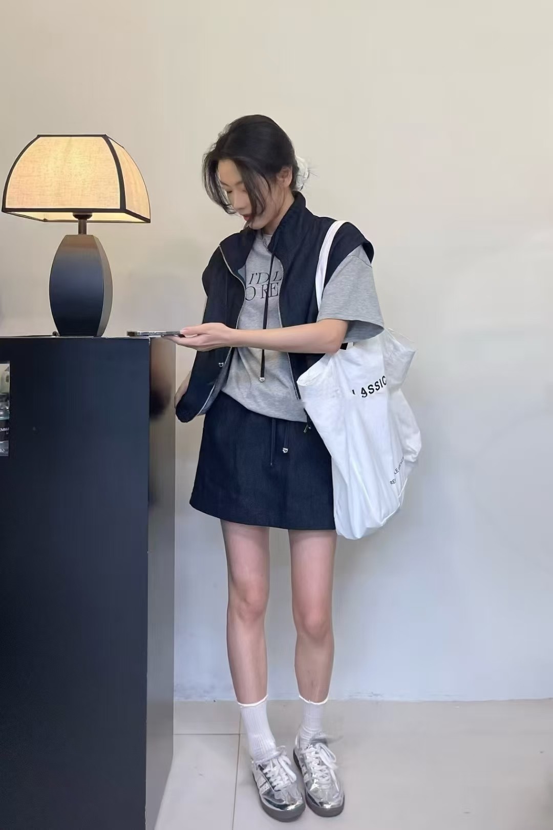 2025夏季新款时尚套装女无袖马甲字母T恤+高腰显瘦半身裙三件套