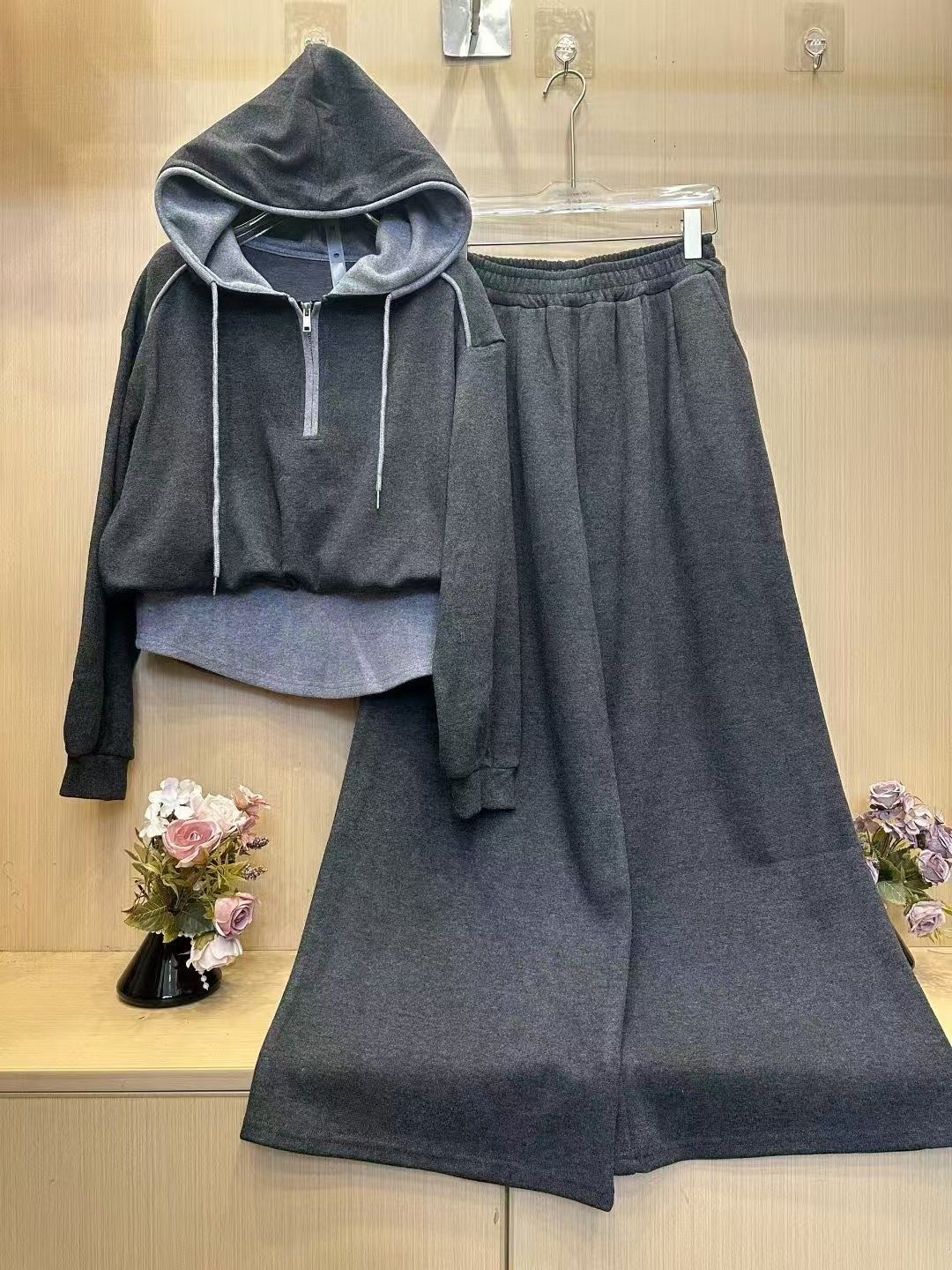 2025秋冬新款加厚套装女韩系假两件连帽上衣+休闲阔腿裤两件套潮,女装/女士精品,时尚套装,淘宝优惠券,粉丝福利购,淘宝优惠卷