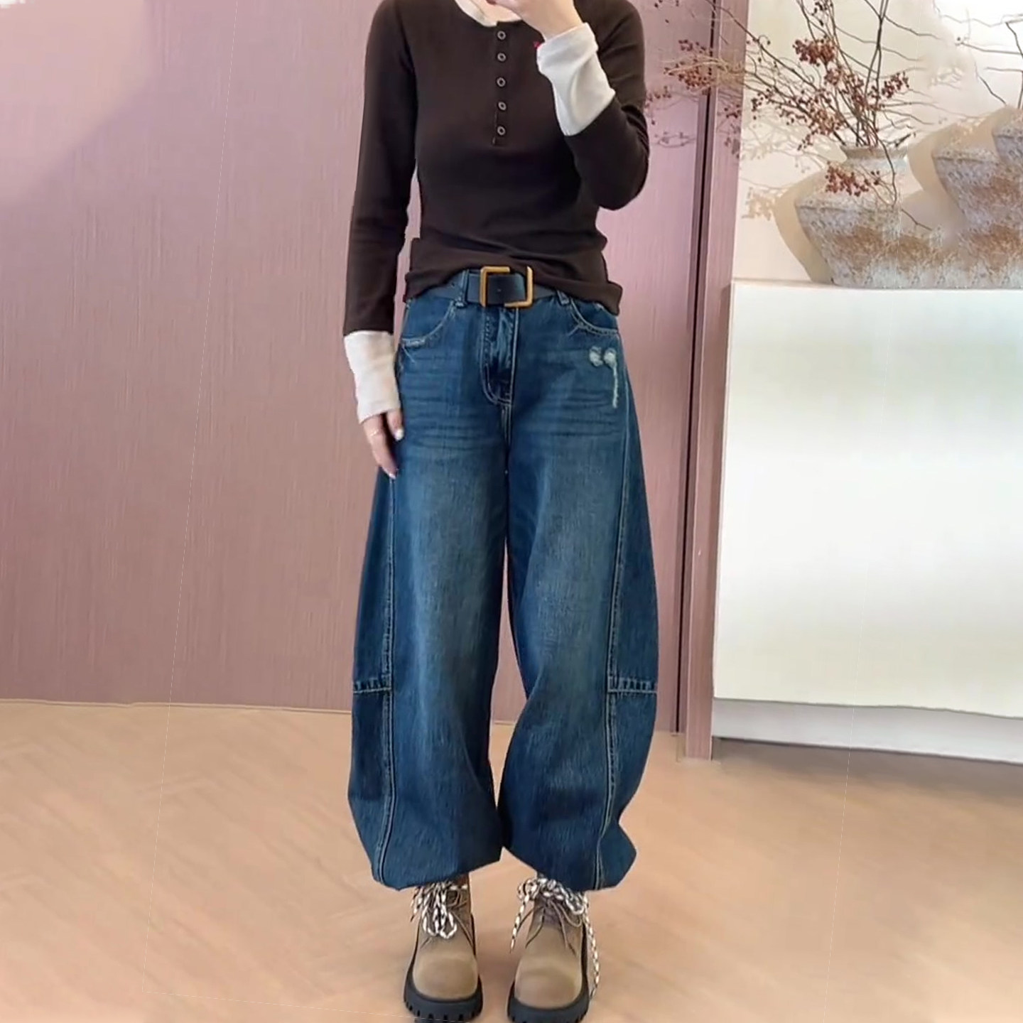 深蓝色复古高腰弯刀牛仔裤女通勤新款宽松显瘦垂感阔腿哈伦裤秋季