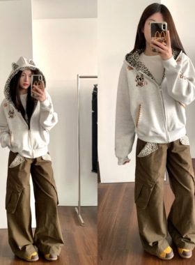 “豹纹小恶魔”AMER国潮复古豹纹设计大刺绣连帽立耳设计拉链外套