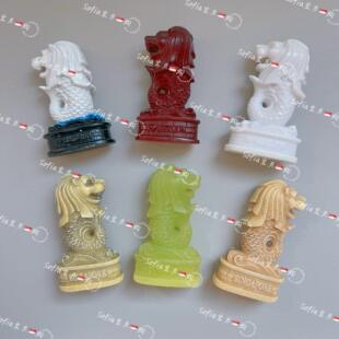 现货新加坡本土旅游纪念品手信小礼品迷你小号鱼尾狮雕刻雕像桌摆