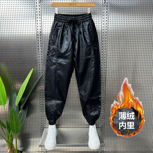 秋冬季新款男士加绒防风PU皮裤机车骑手束脚休闲裤拼接宽松哈伦裤