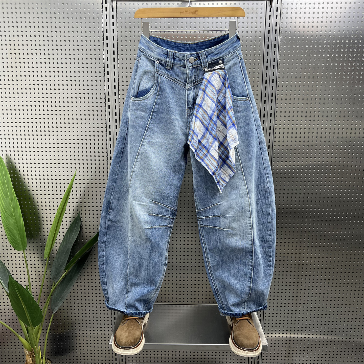 美式复古方巾装饰设计感牛仔裤男2025秋冬新款痞帅宽松阔腿弯刀裤,男装,牛仔裤,淘宝优惠券,粉丝福利购,淘宝优惠卷