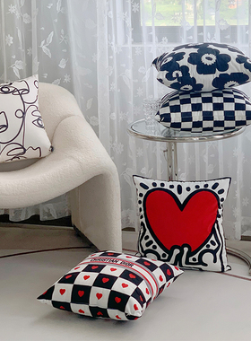 新款黑白轻奢抱枕沙发卧室靠垫客厅床头毛绒汽车靠枕含芯布艺枕套