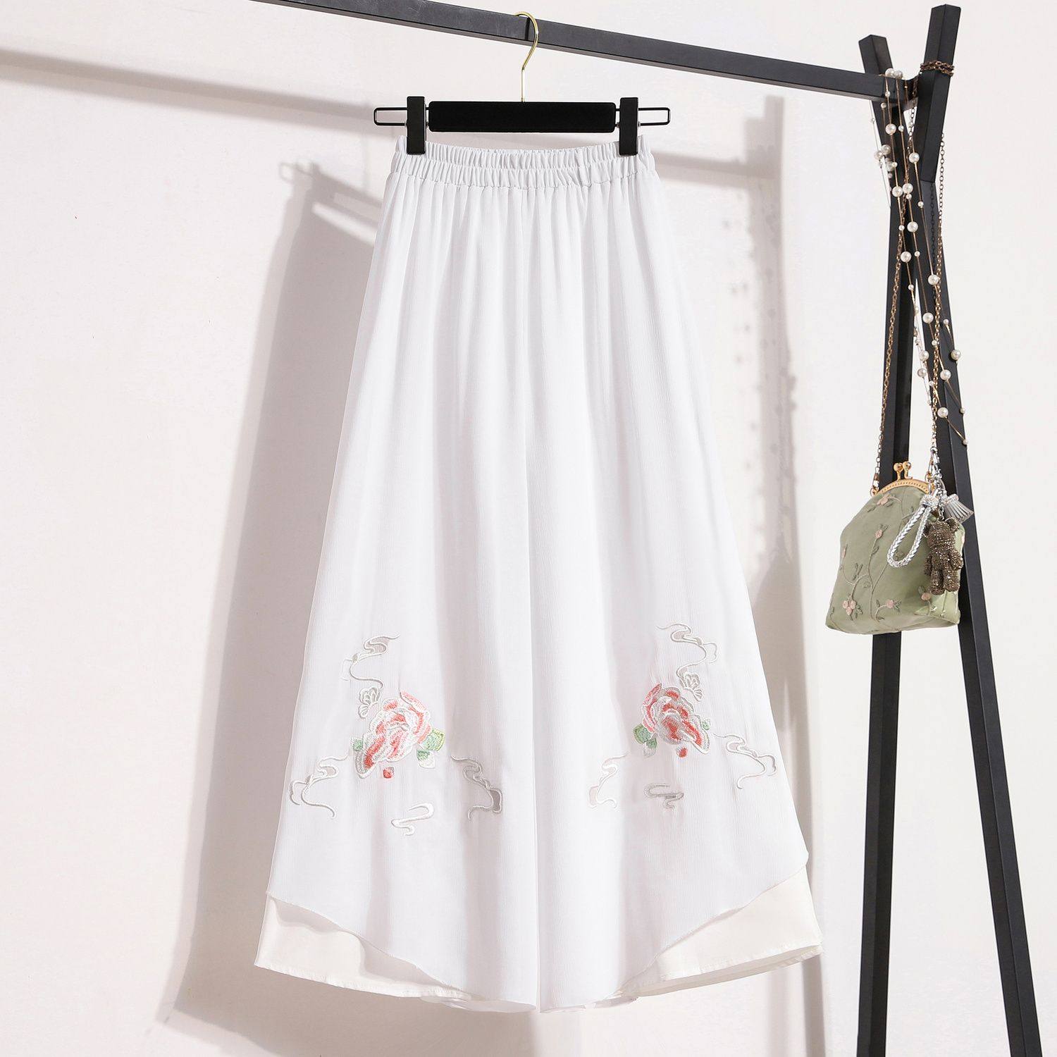 文艺复古双层中国刺绣风白色阔腿裤女夏季宽松显瘦休闲百搭裙裤,女装/女士精品,裙裤,淘宝优惠券,粉丝福利购,淘宝优惠卷