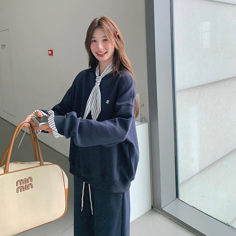 韩系氛围感穿搭卫衣套装女2025秋季新款上衣休闲显瘦半身裙两件套,女装套装/套裙,2C007