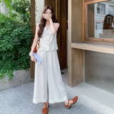 夏日甜美减龄穿搭女2025新款白色木耳边无袖马甲休闲阔腿裤两件套，女装套装/套裙，2C007