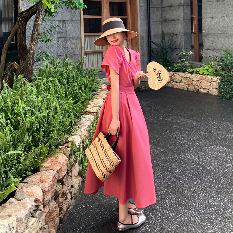 玫粉色法式泡泡袖V领连衣裙女2025夏季新款超好看小心机度假长裙,女装连衣裙,2C007