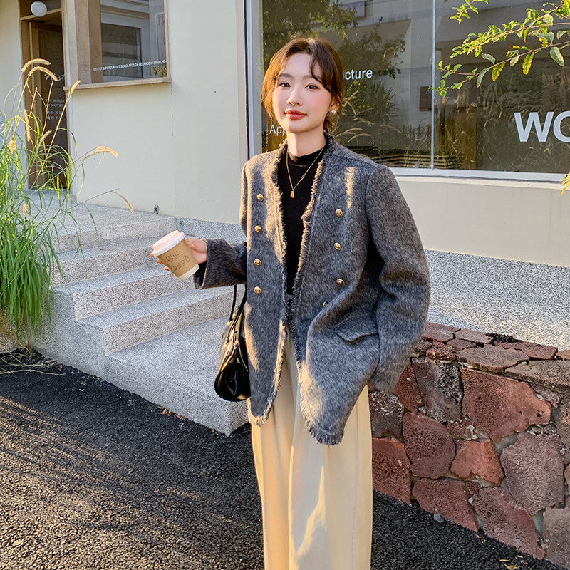 法式轻熟风灰色v领小香风外套女春秋2025年新款时髦气质减龄上衣,女装短外套,2C007
