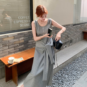 灰色假两件无袖连衣裙女2025夏季新款法式设计感休闲气质背心长裙图片