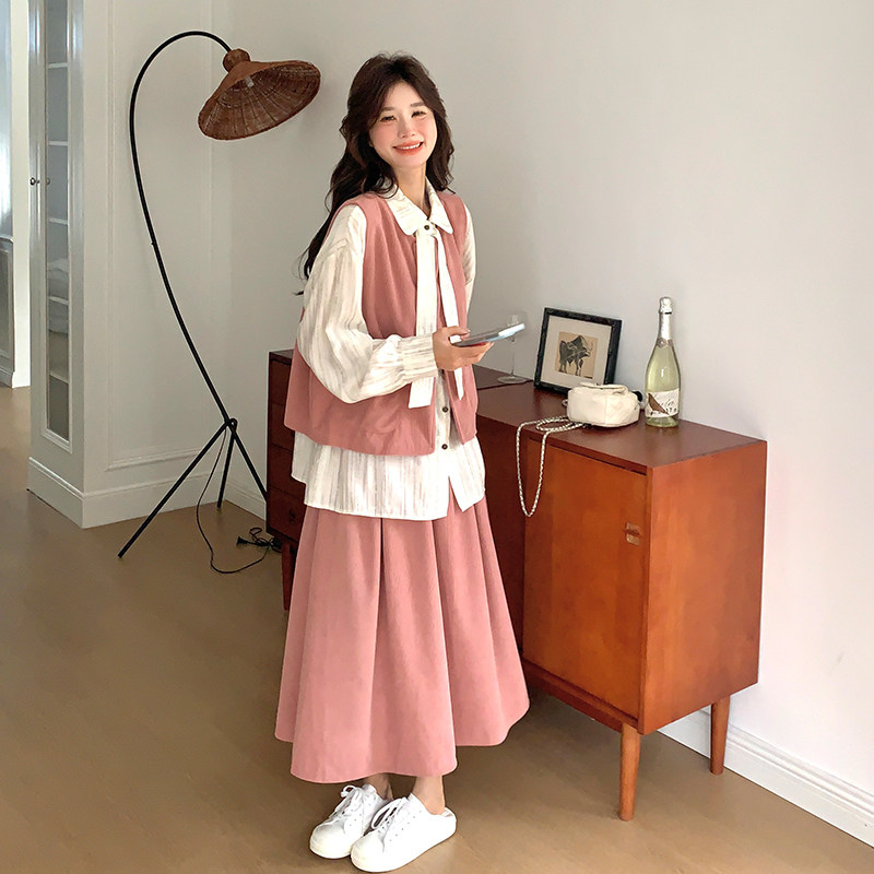 小个子粉色衬衫连衣裙马甲套装女2025春季新款设计感温柔风两件套,女装套装/套裙,2C007