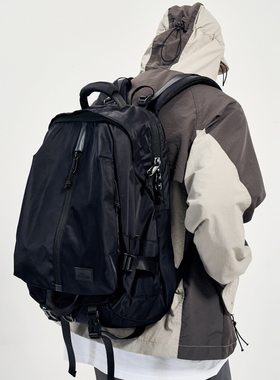 新款轻便休闲双肩包男大容量电脑包学生书包女运动登山旅行包背包