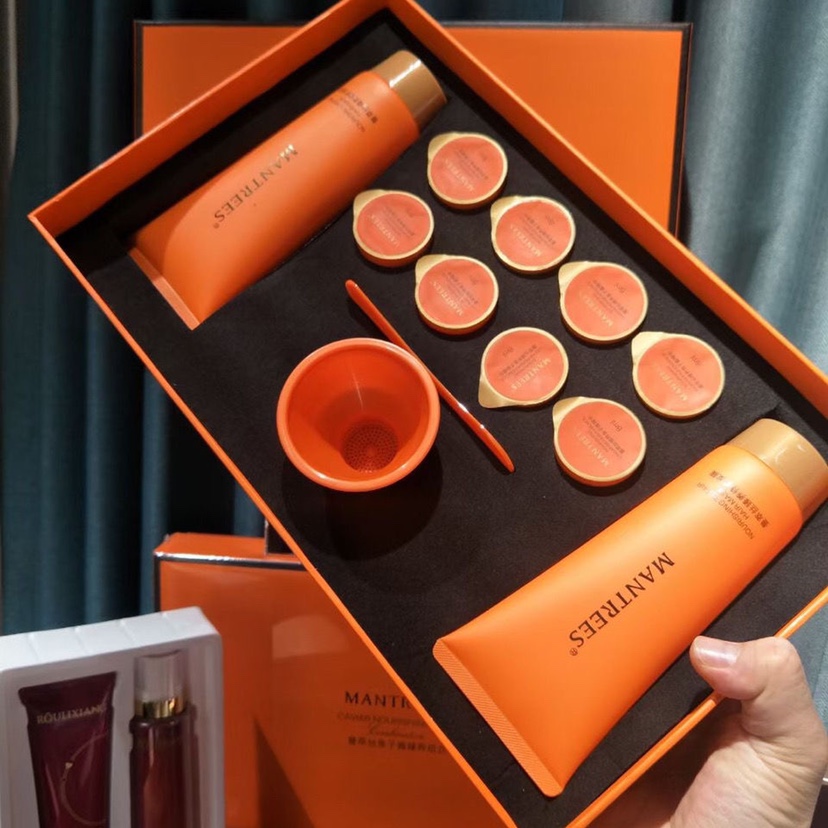 正品曼萃丝鱼子酱发膜修护干枯毛燥染烫受损顺滑护发素焗油护理