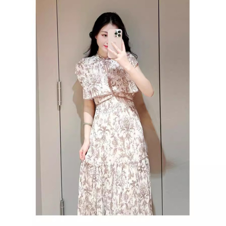 新木优子S家披肩漏肩印花百褶连衣裙大摆碎花裙
