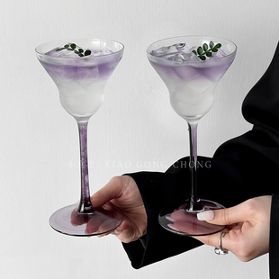 创意紫色高脚杯小众微醺调酒杯高颜值玻璃杯鸡尾酒杯果汁杯饮料杯