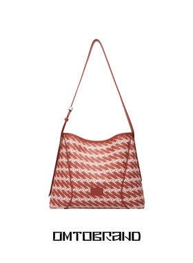 omto红树莓软hobo包2025新款红色包包轻奢高级感婚包女单肩斜挎包