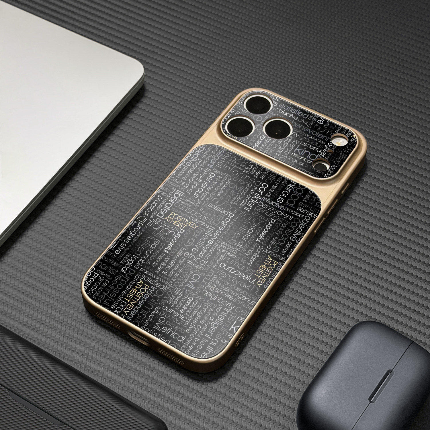 英文满印适用于iPhone17