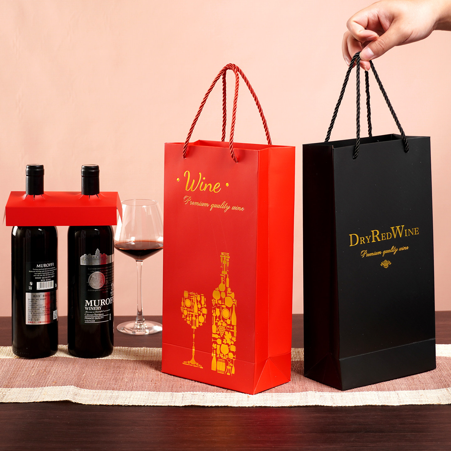 红酒葡萄酒单双手提袋纸袋送卡口图片