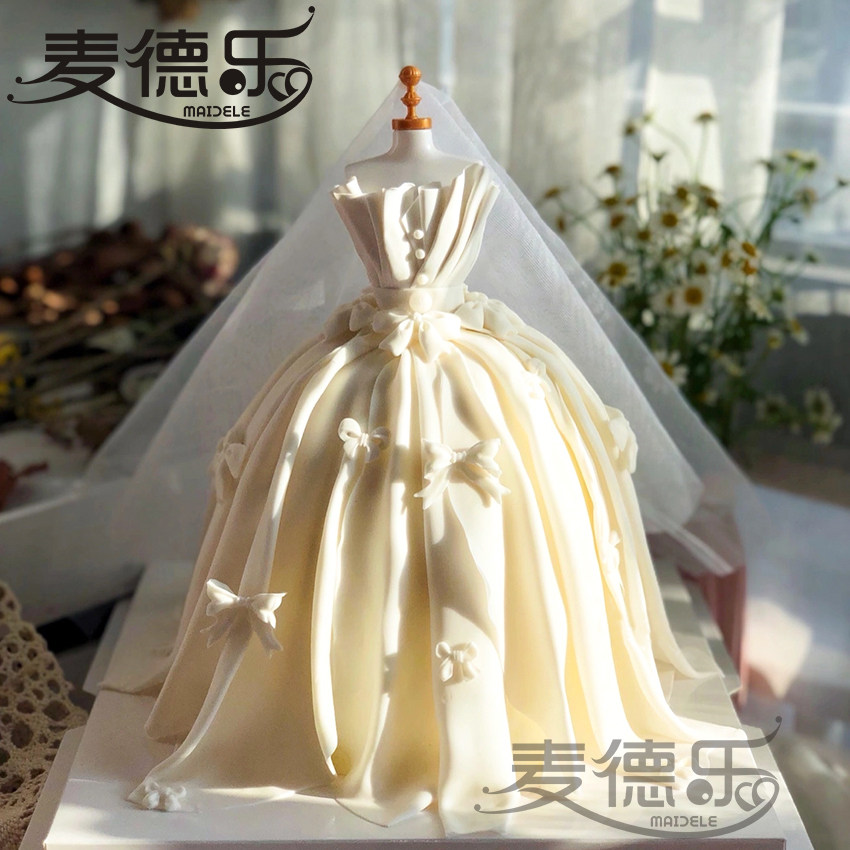 上海浪漫唯美婚纱生日蛋糕