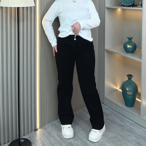 高级感弹力窄版直筒牛仔裤春秋夏
