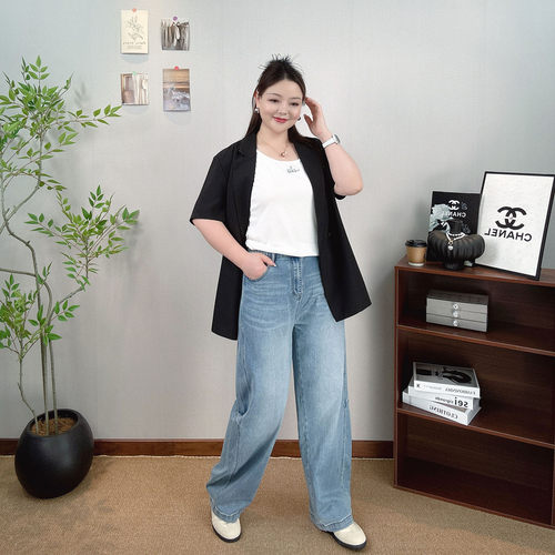 大码高腰阔腿牛仔裤女休闲直筒裤