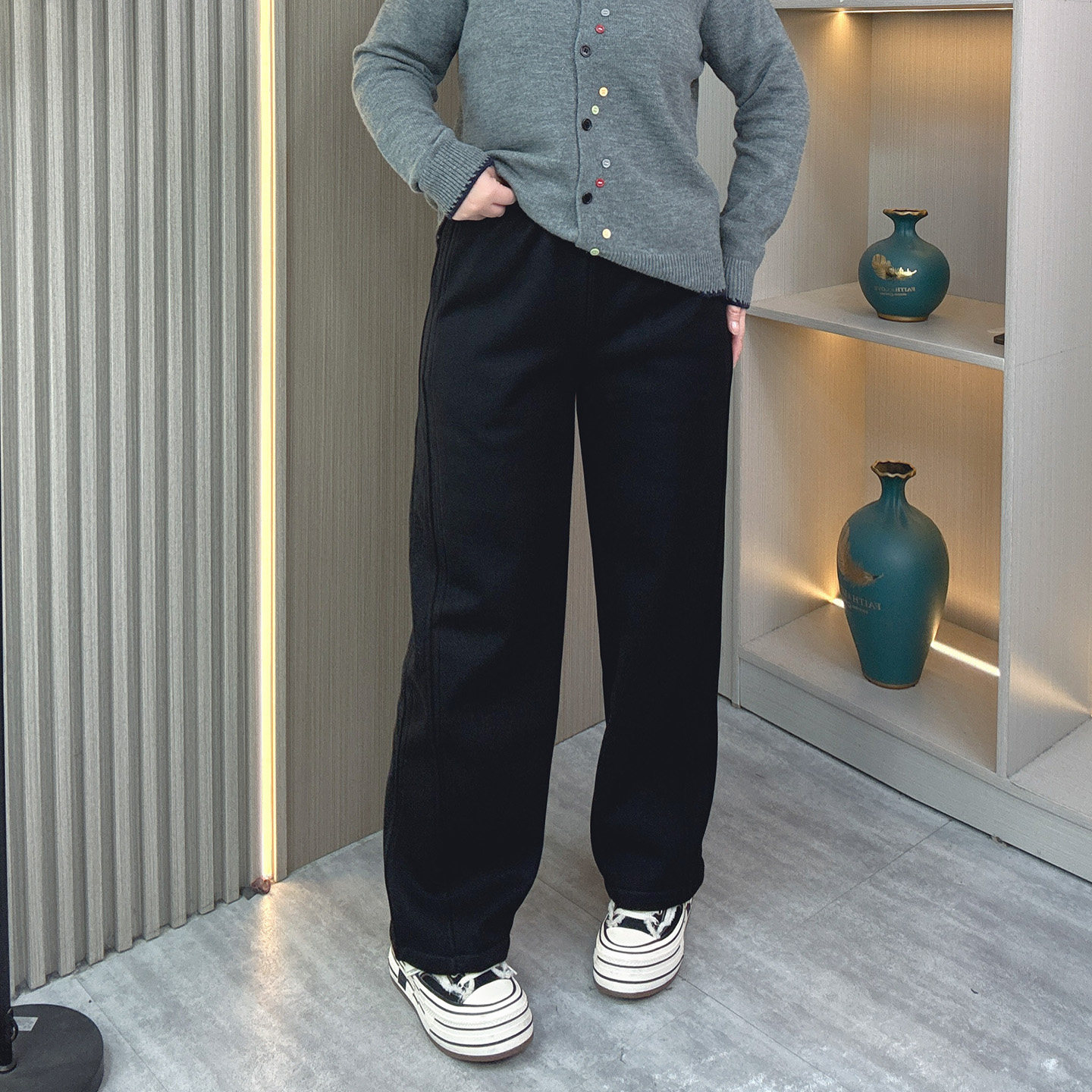 大码女装冬季加绒直筒阔腿裤卫裤