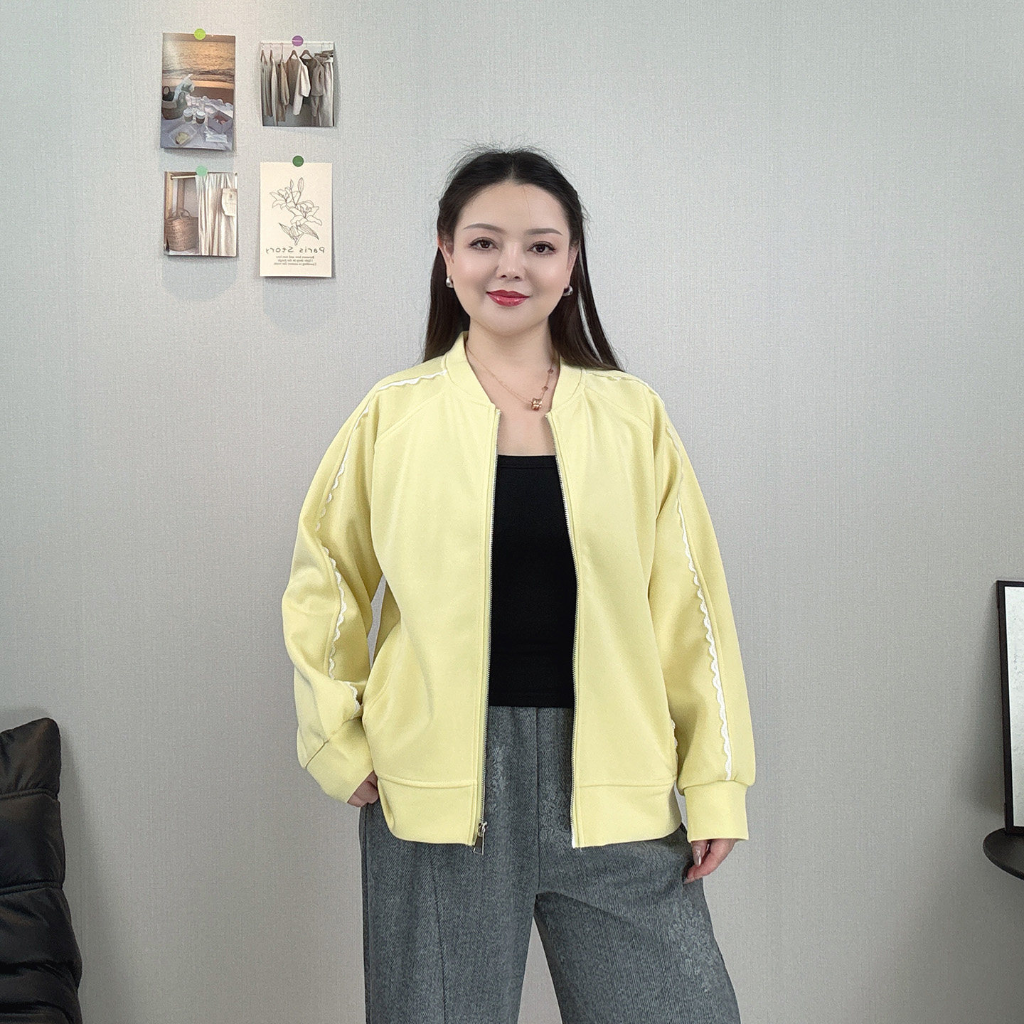 运动休闲卫衣开衫女大码春秋立领拉链棒球服宽松蕾丝拼接夹克外套