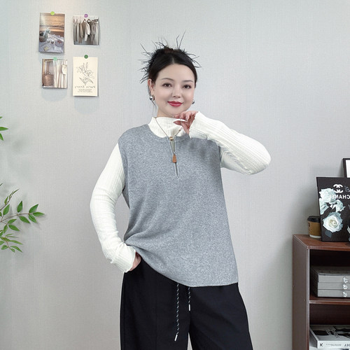圆领拉链针织马甲女大码坎肩外套