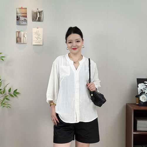 白色V领七分袖棉麻衬衫女夏开衫