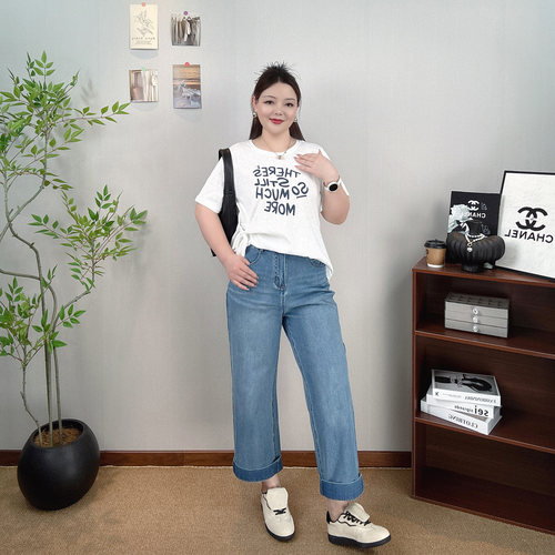 高腰显瘦直筒牛仔裤女大码阔腿裤