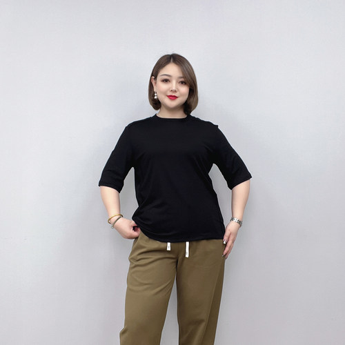 2026夏季短袖T恤女胖mm大码女装圆领宽松显瘦休闲百搭中袖打底衫