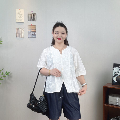 大码夏季薄款刺绣衬衫女显瘦上衣
