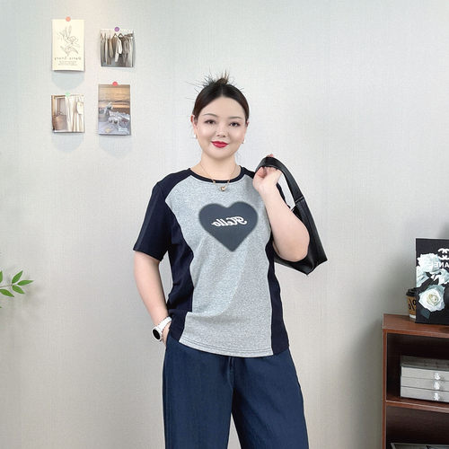 撞色短袖T恤女大码休闲显瘦上衣
