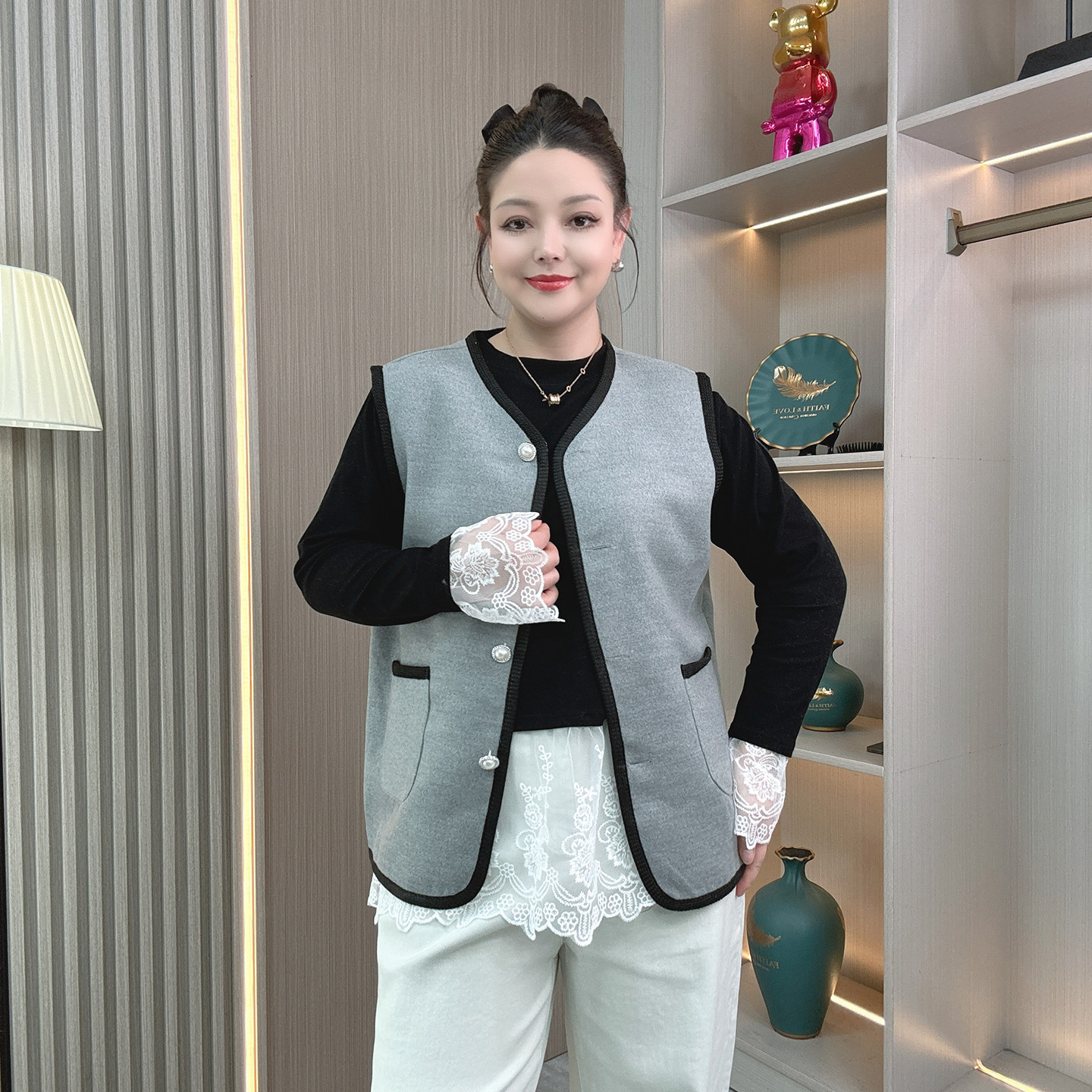 大码女装小香风无袖马甲开衫女士胖mm显瘦撞色设计感叠穿外套背心,女装/女士精品,大码内搭,淘宝优惠券,粉丝福利购,淘宝优惠卷